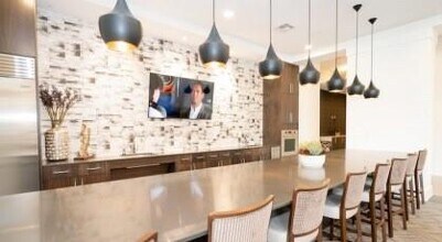 9821 N Lake Creek Pkwy-Unit -3106 in Austin, TX - Building Photo - Building Photo