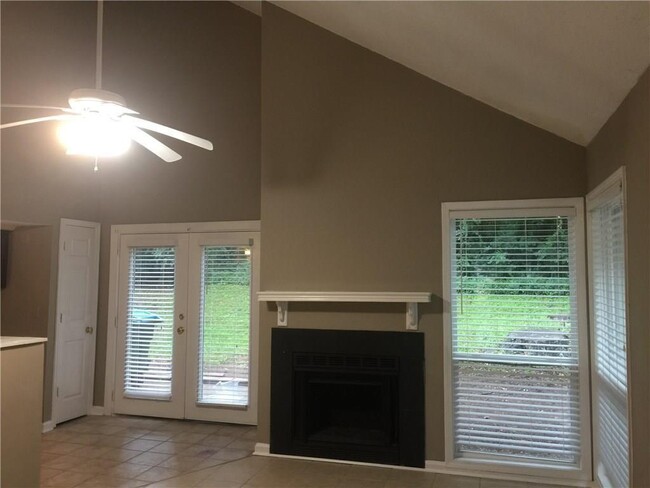 5588 Estates Ct in Norcross, GA - Building Photo - Building Photo