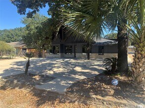 12518 Mile Dr in Houston, TX - Building Photo - Building Photo