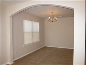 5020 Deer Path Dr in Conroe, TX - Building Photo - Building Photo