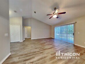 11456 Dustin Ct in Jacksonville, FL - Building Photo - Building Photo