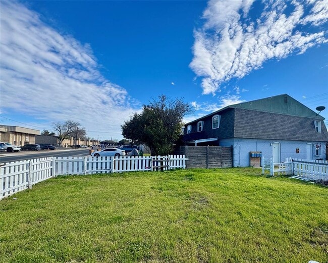 property at 1841 Wooten Park Dr