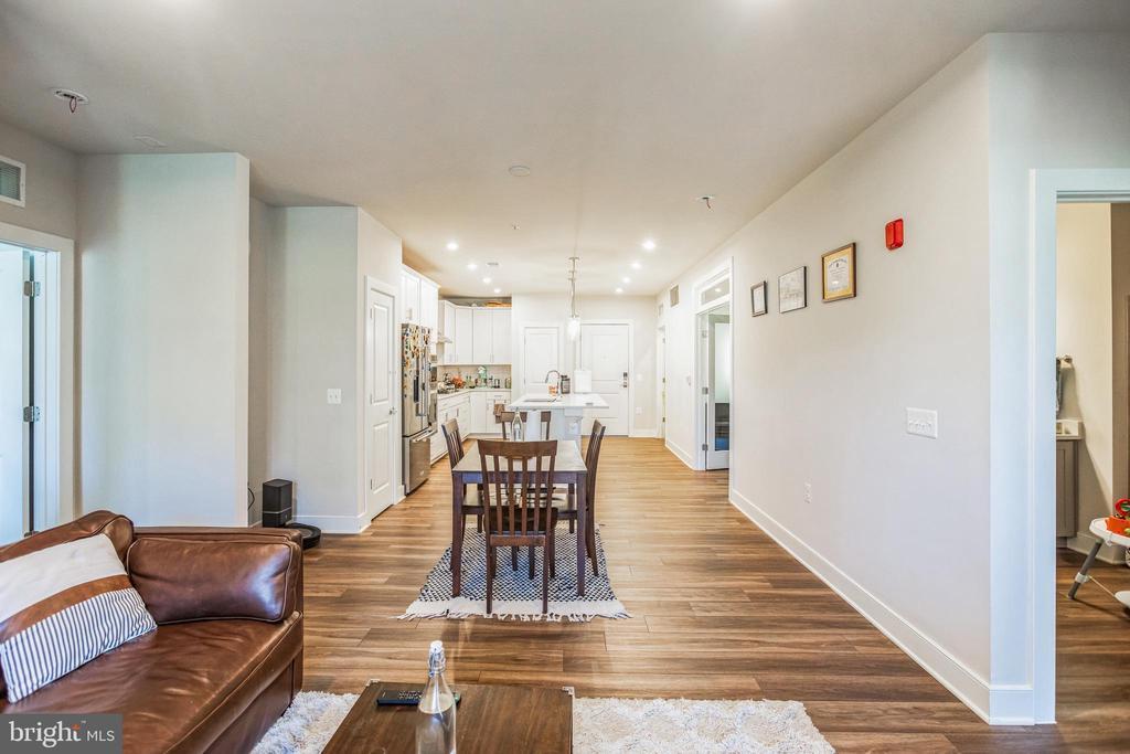 104 St Ives Pl in Oxon Hill, MD - Building Photo