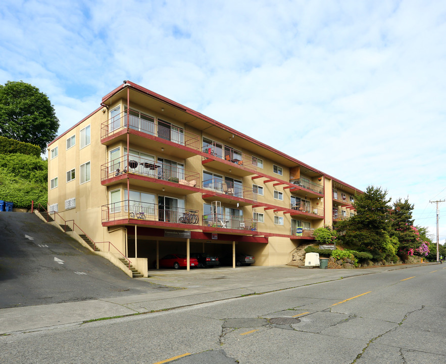 Commodore in Seattle, WA - Foto de edificio