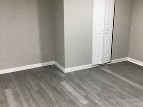 1036 Bellwood Ave in Bellwood, IL - Building Photo - Building Photo