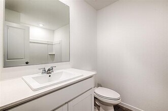 1213 Falcon Hts Dr in Heath, TX - Building Photo - Building Photo