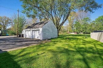 3023 Hobson Rd in Fort Wayne, IN - Building Photo - Building Photo