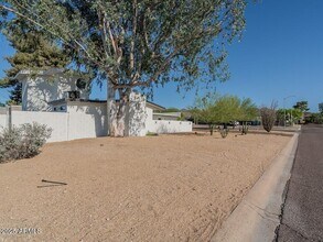 3302 E Turquoise Ave in Phoenix, AZ - Building Photo - Building Photo