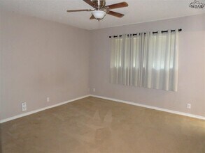 405 Swenson St in Burkburnett, TX - Building Photo - Building Photo