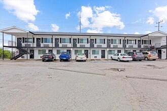 3283 McGavock Pk in Nashville, TN - Building Photo - Building Photo
