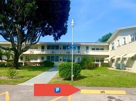 315 Camden M in West Palm Beach, FL - Building Photo