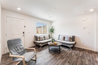 2830 Matador Red Ave in North Las Vegas, NV - Building Photo - Building Photo
