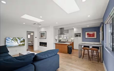 property at 124 Thornton Pl