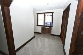 21 Condon Rd in Bristol, CT - Building Photo - Building Photo