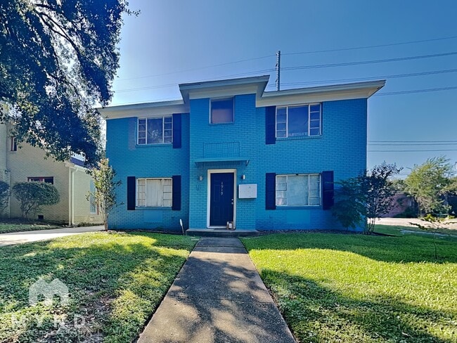 property at 1919 Lexington St