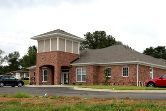 Oak Grove Crossing in Newburgh, IN - Building Photo - Building Photo