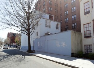 1618 17th St NW in Washington, DC - Building Photo - Building Photo