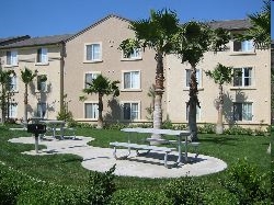 Sunny Creek Apartments in Carlsbad, CA - Building Photo