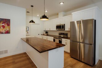 20220 Frog Pond Ct in Whitewood, SD - Building Photo - Building Photo