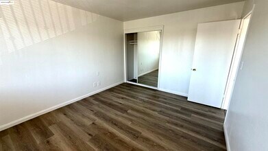 10100 Walnut St in Oakland, CA - Building Photo - Building Photo