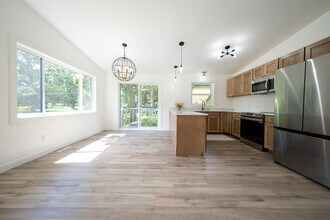 3052 16th St NW in New Brighton, MN - Building Photo - Building Photo