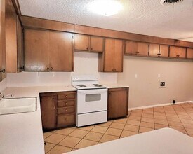 1910 Inler Ave in Lubbock, TX - Building Photo - Building Photo
