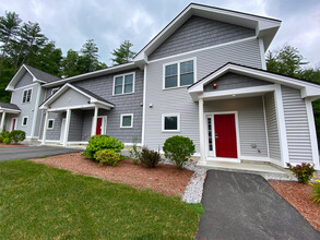 The Ridge at Eastern Trails Apts & Townhomes in Milford, NH - Building Photo - Building Photo