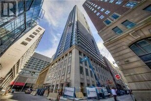 70 Temperance St in Toronto, ON - Building Photo