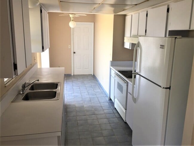 521 SE 4th St in Cape Coral, FL - Building Photo - Building Photo