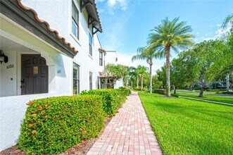 1080 6th St S in Naples, FL - Building Photo - Building Photo