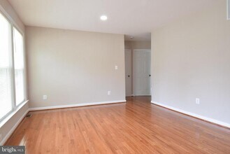 13602 Athania St in Silver Spring, MD - Building Photo - Building Photo