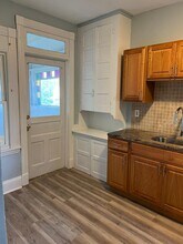 703 French in Farrell, PA - Foto de edificio - Building Photo