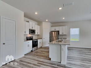 283 Limestone Cir in Conyers, GA - Building Photo - Building Photo