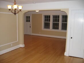 2476 N 66th St in Wauwatosa, WI - Building Photo - Building Photo