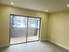 7959 SW 104th St in Miami, FL - Building Photo - Building Photo