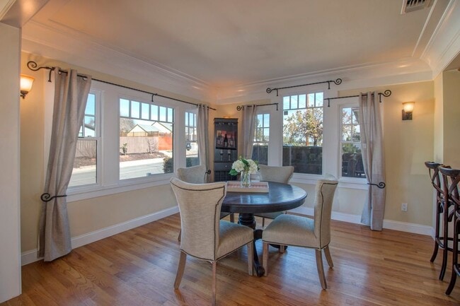 2375 Montclair St in San Diego, CA - Building Photo - Building Photo