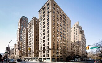 12 East 86th St in New York, NY - Building Photo