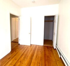284 Chelsea St in Boston, MA - Building Photo - Building Photo