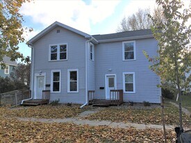 411 9th St S in La crosse, WI - Building Photo