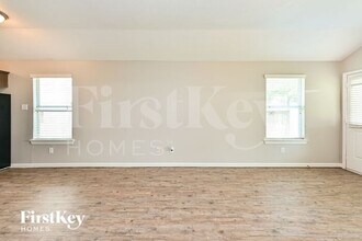 13350 Pine Tree Forest Trail in Houston, TX - Building Photo - Building Photo