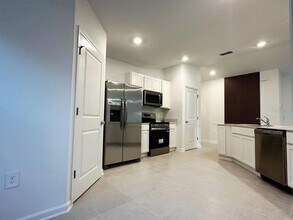 339 Puma Lp in Groveland, FL - Building Photo - Building Photo