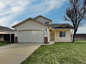 19782 Amherst Ave in Caldwell, ID - Building Photo