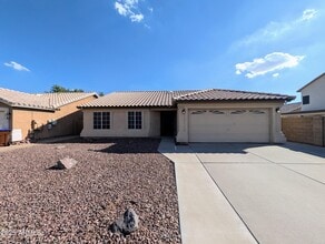 8639 W Fullam St in Peoria, AZ - Building Photo - Building Photo