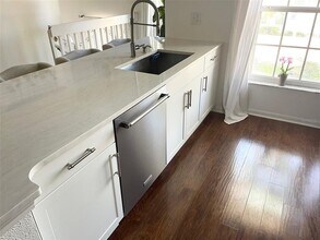 4275 Castle Bridge in Sarasota, FL - Building Photo - Building Photo