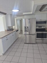 13333 Neptune Dr in Hudson, FL - Building Photo - Building Photo