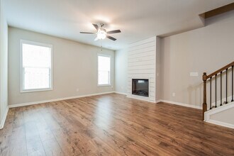 1191 Spring Marsh Ct NE in Gainesville, GA - Building Photo - Building Photo