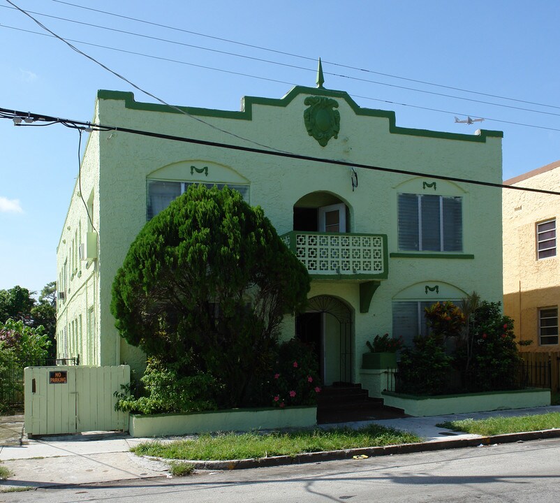 1554 SW 5th St in Miami, FL - Building Photo