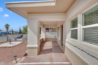 2723 Grant Ave in El Paso, TX - Building Photo - Building Photo