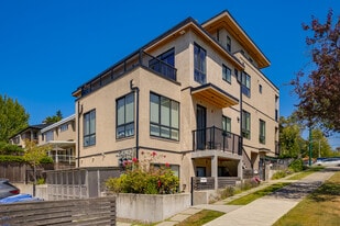 7561-7563 Granville St in Vancouver, BC - Building Photo