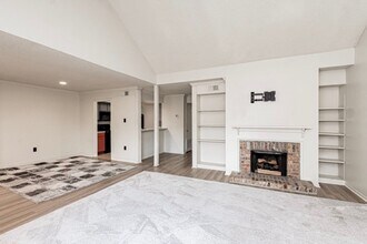 8155 Jefferson Hwy in Baton Rouge, LA - Building Photo - Building Photo